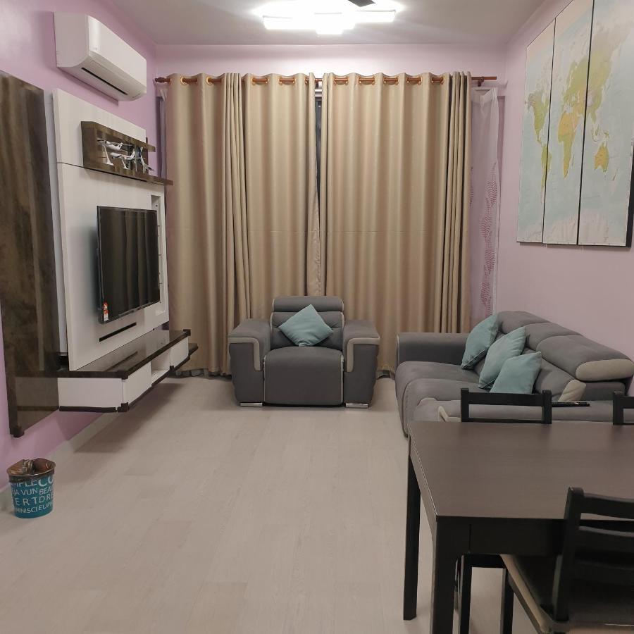 Nice Stay In Heart Of Kota Bharu@Troika,Free Wifi. Dış mekan fotoğraf